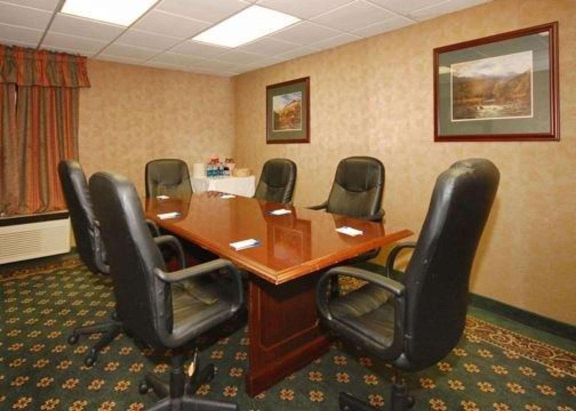 Quality Inn & Suites Tarboro - Kingsboro photo 13