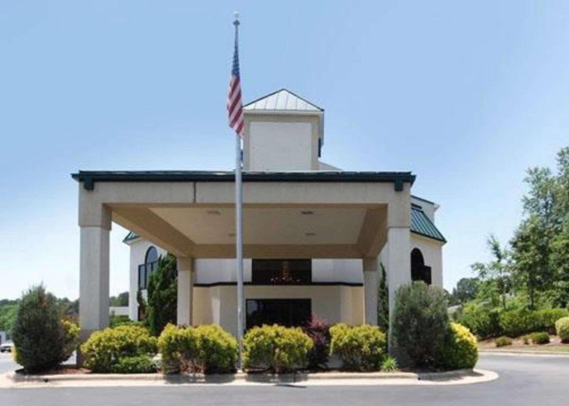 Quality Inn & Suites Tarboro - Kingsboro photo 14