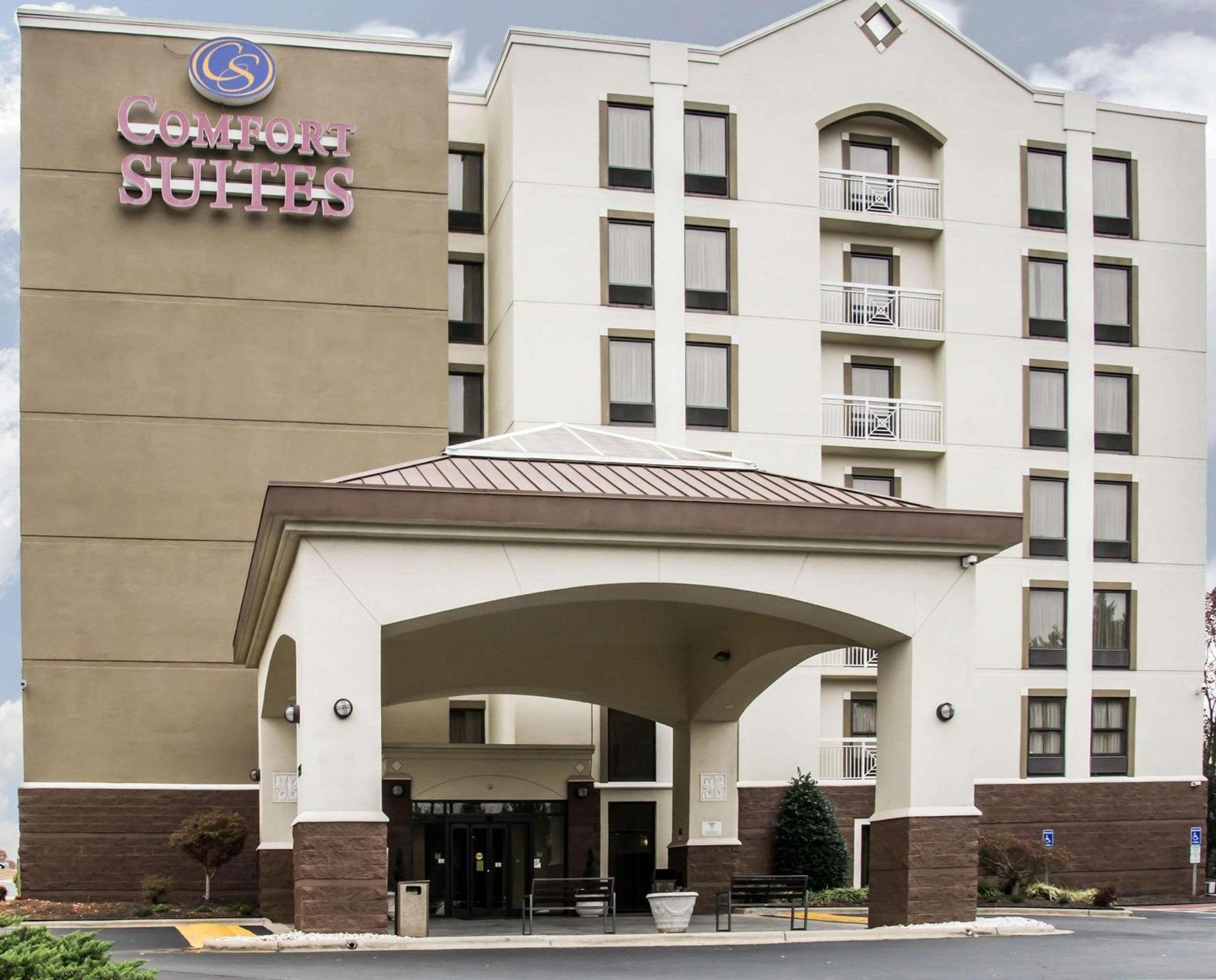 Comfort Suites University - Research Park photo 2