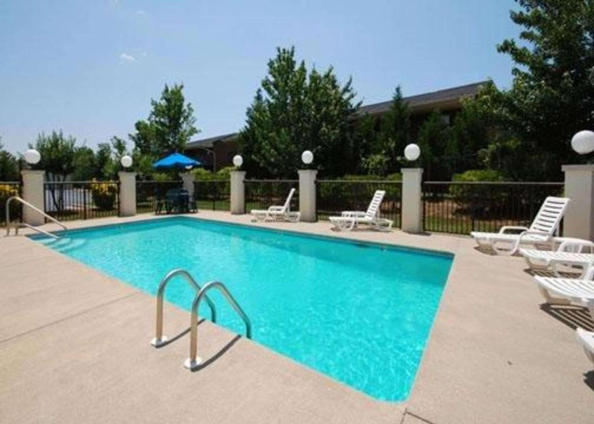 Quality Inn & Suites Tarboro - Kingsboro photo 20
