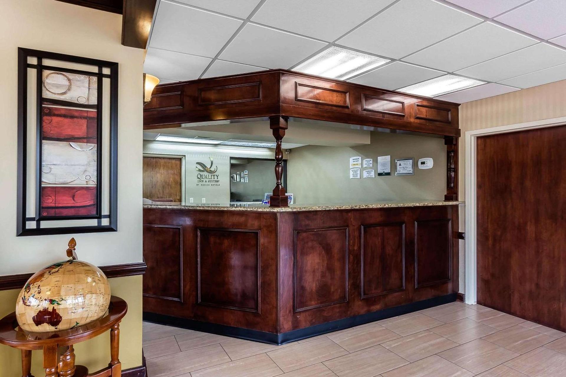 Quality Inn & Suites Mooresville-Lake Norman photo 4
