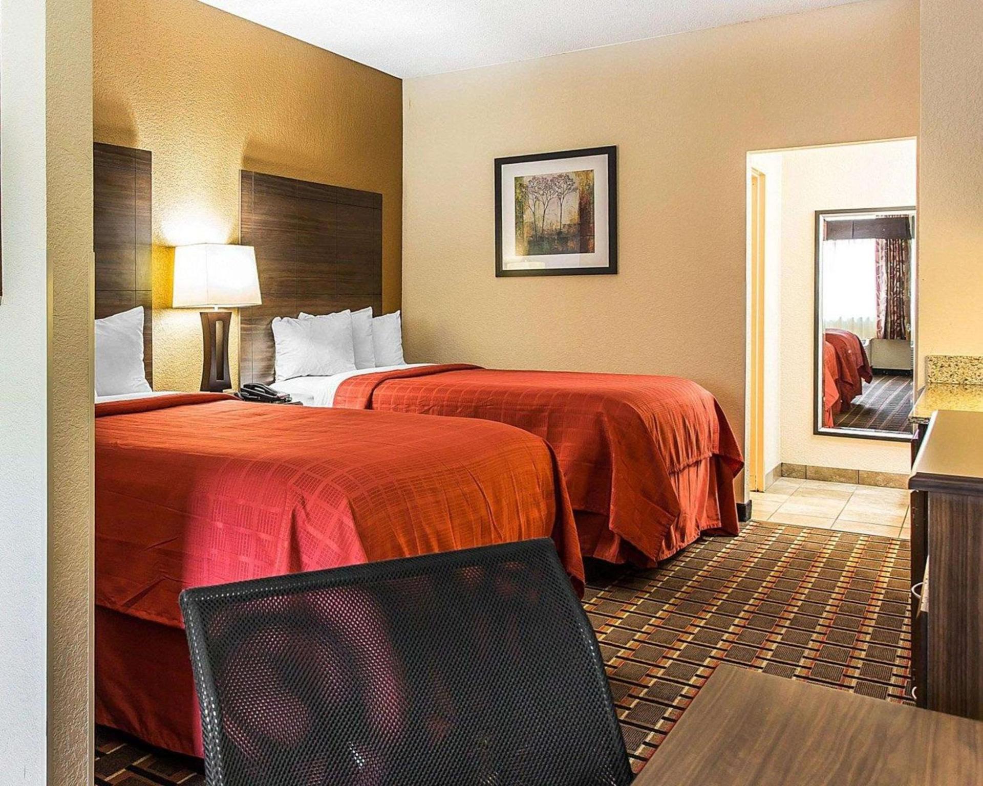 Quality Suites Hickory South photo 19