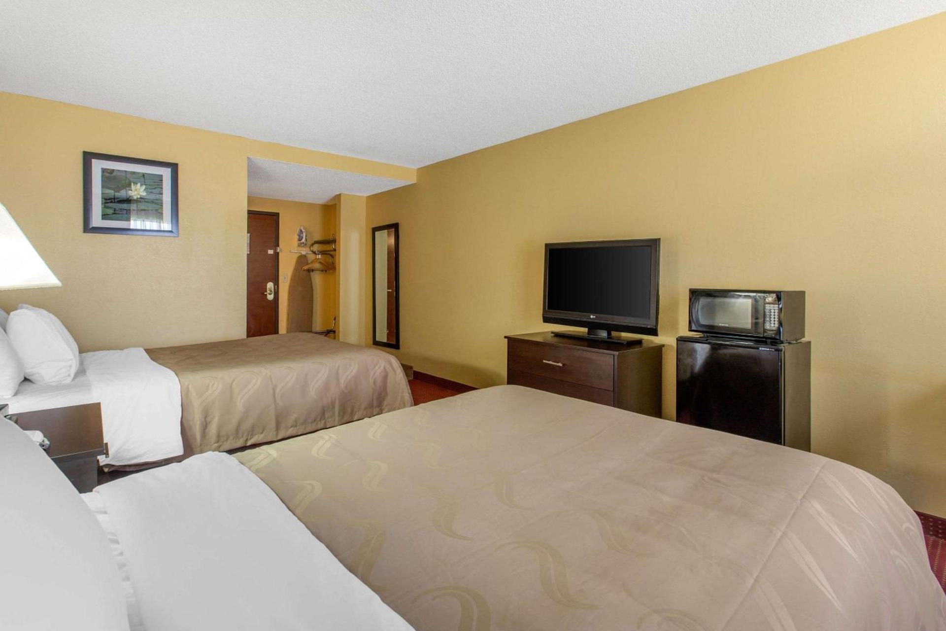 Quality Inn Williamston photo 27