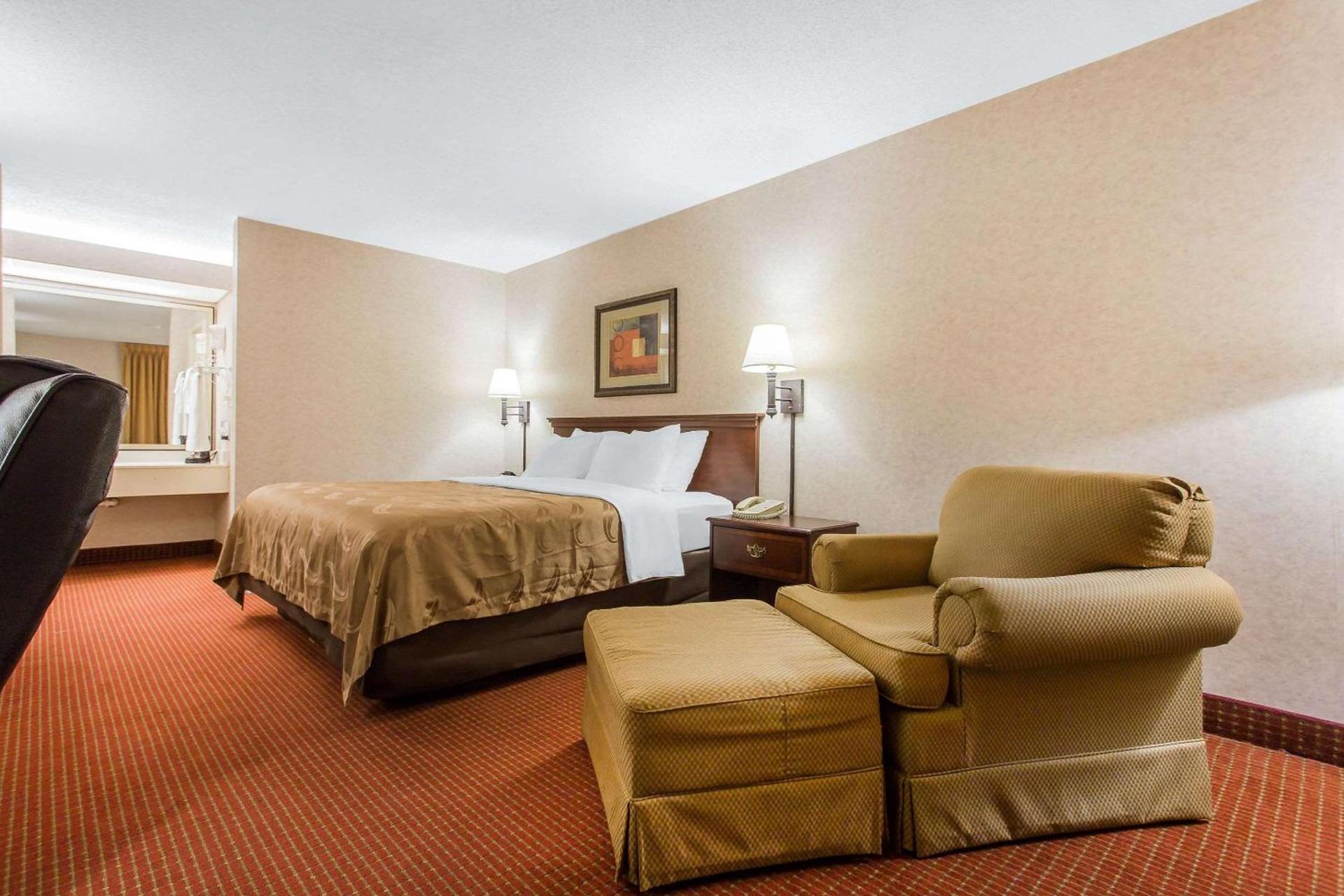 Quality Inn Mount Airy Mayberry photo 30