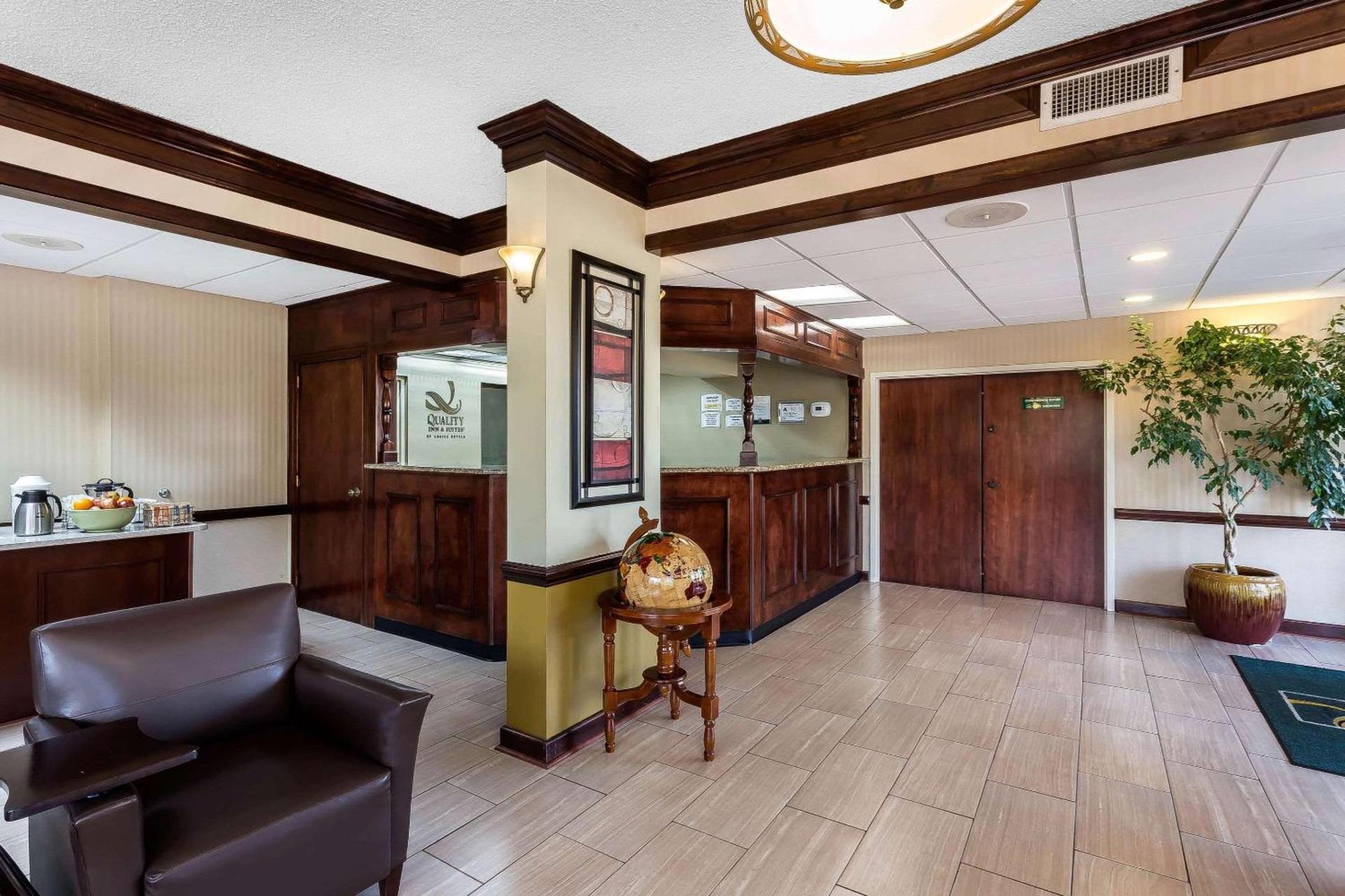 Quality Inn & Suites Mooresville-Lake Norman photo 6