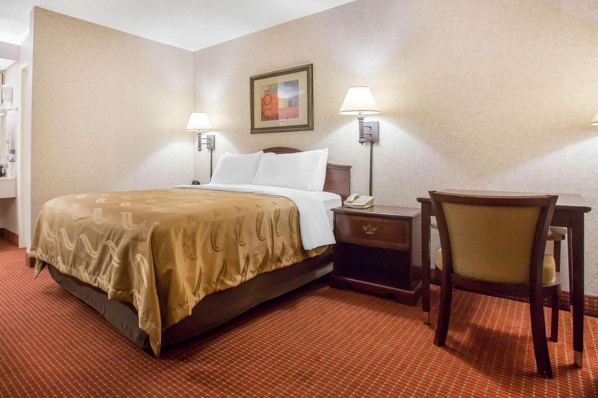 Quality Inn Mount Airy Mayberry photo 36