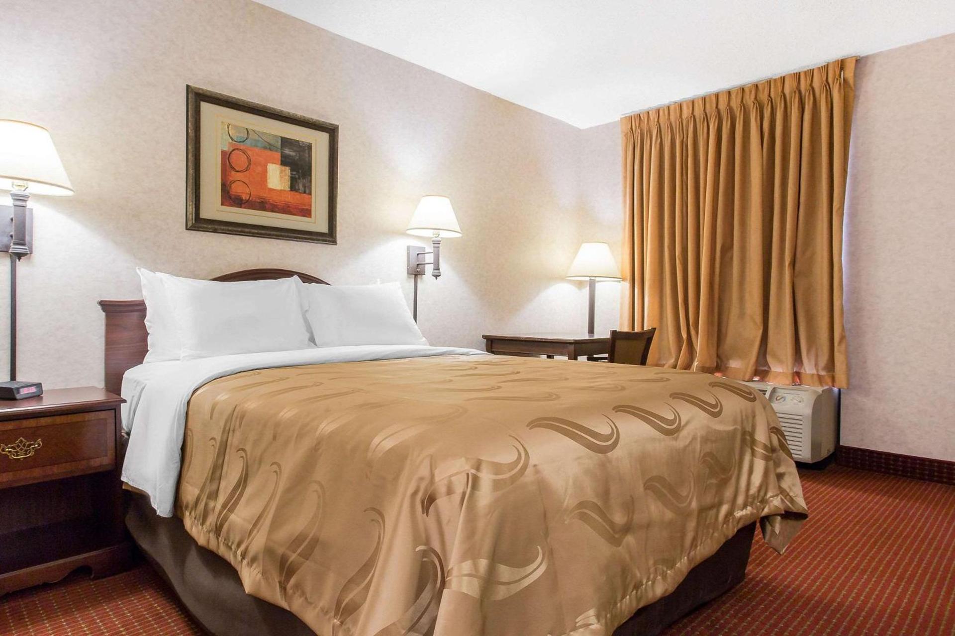 Quality Inn Mount Airy Mayberry photo 37