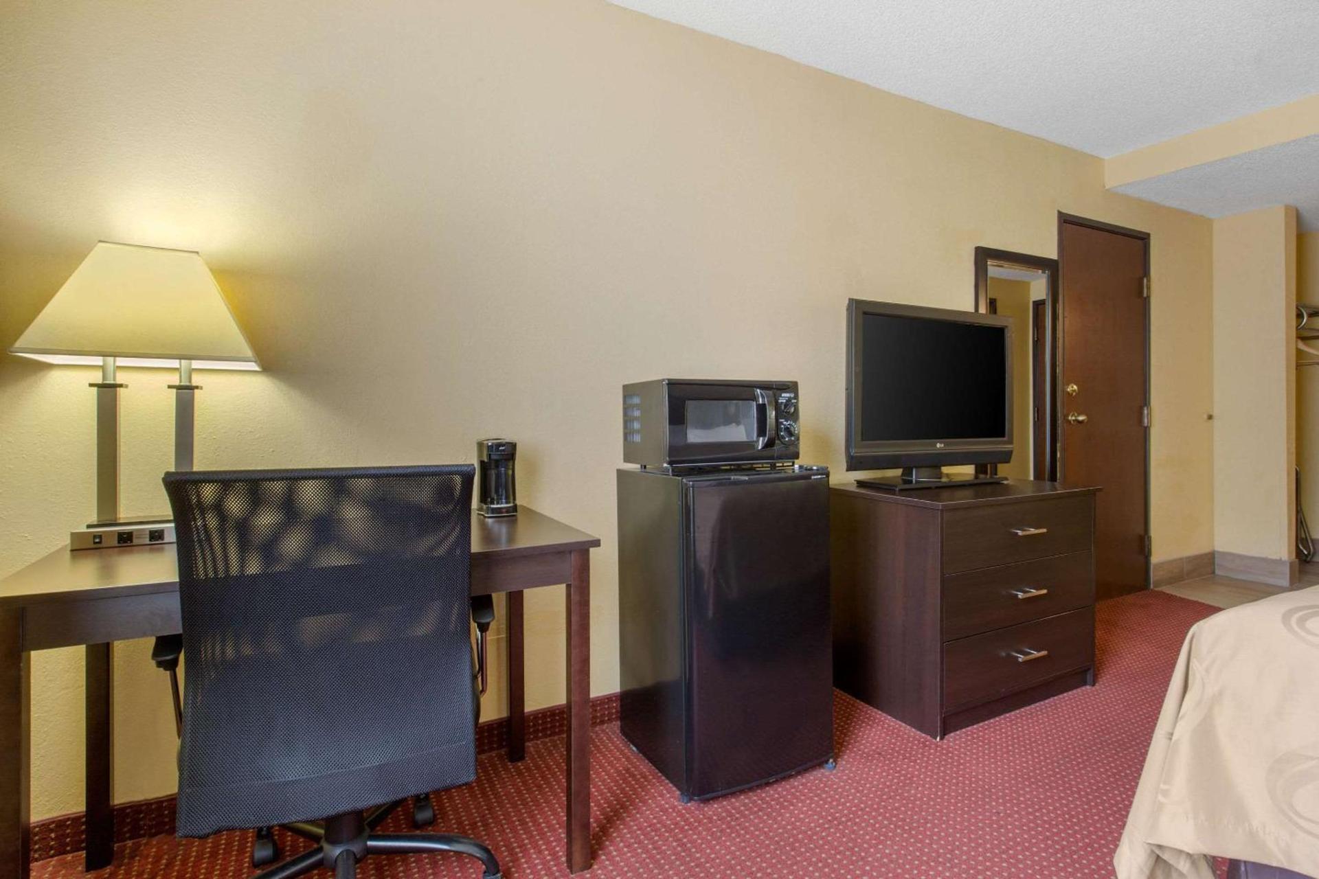 Quality Inn Williamston photo 11