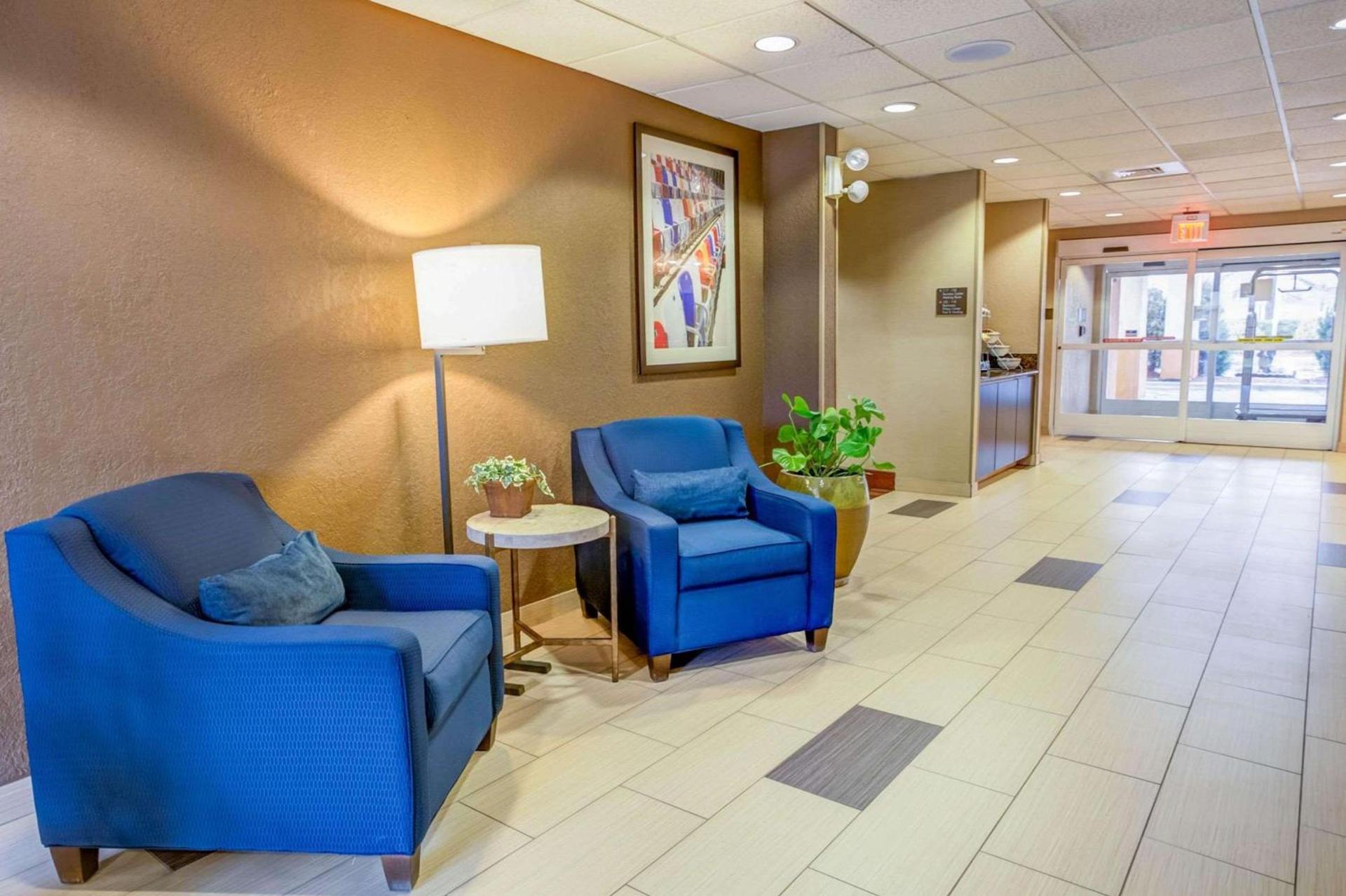 Concord Suites by IHG photo 3