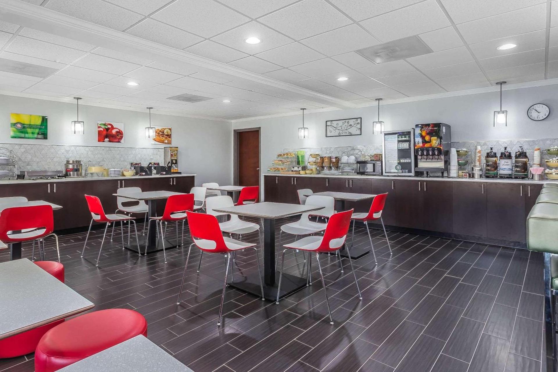 Quality Suites Pineville - Charlotte photo 13