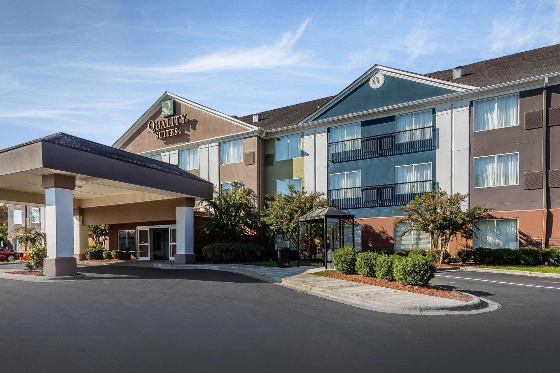 Quality Suites Pineville - Charlotte photo 1