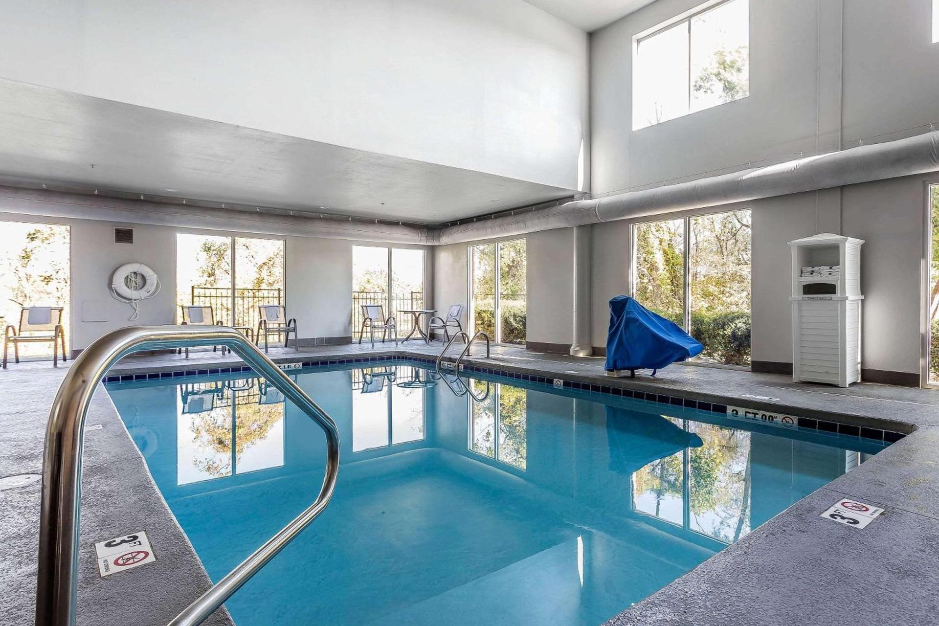 Quality Suites Pineville - Charlotte photo 4