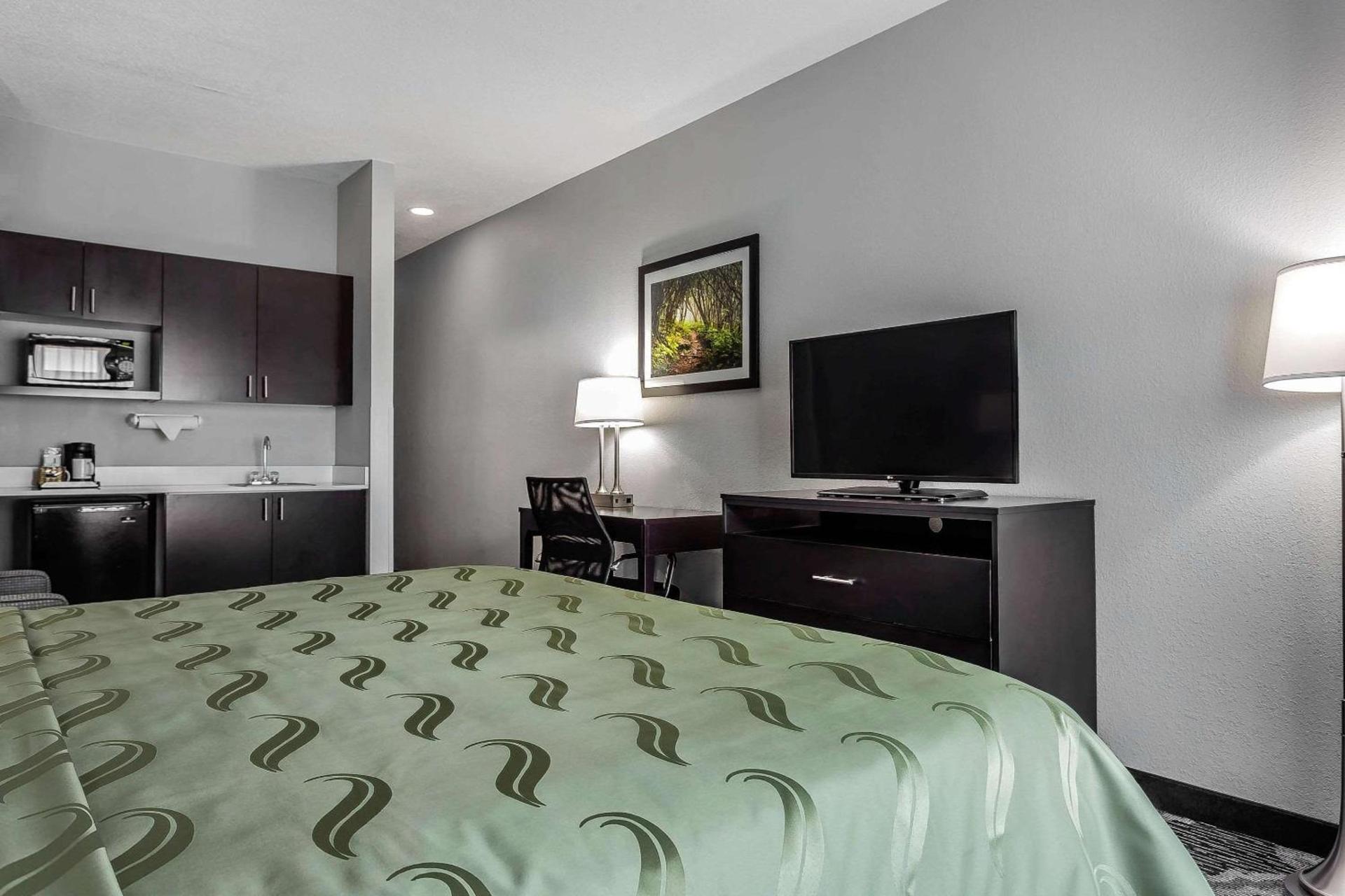 Quality Suites Pineville - Charlotte photo 18