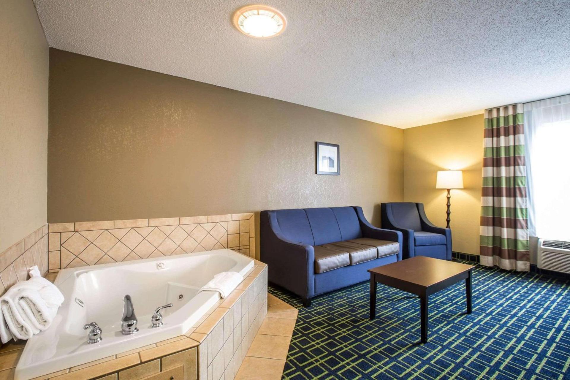 Quality Inn Franklin photo 12