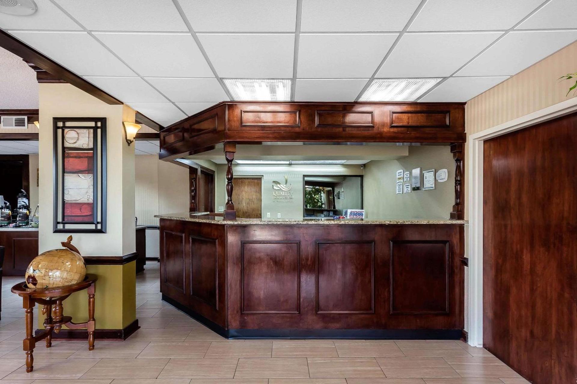 Quality Inn & Suites Mooresville-Lake Norman photo 5