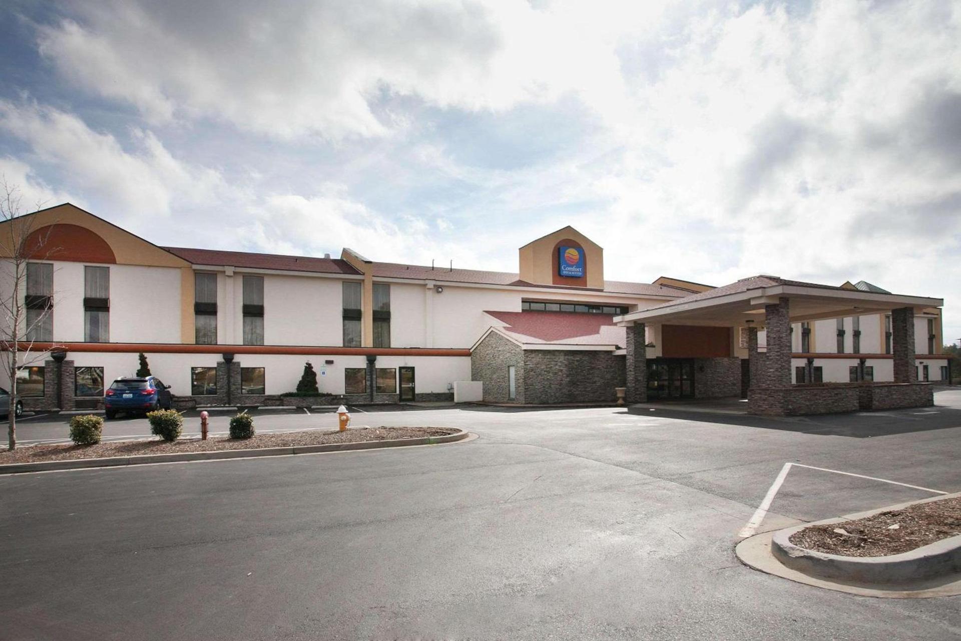 Comfort Inn & Suites Statesville - Mooresville — hotel in Statesville