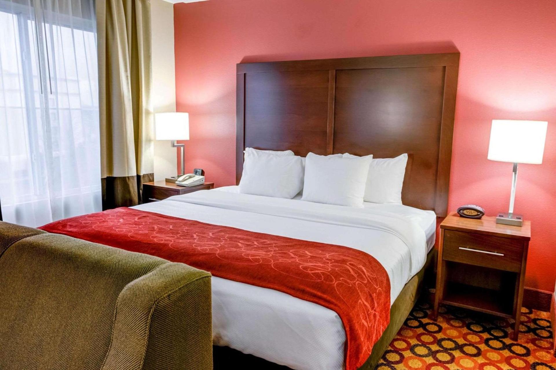 Concord Suites by IHG photo 10
