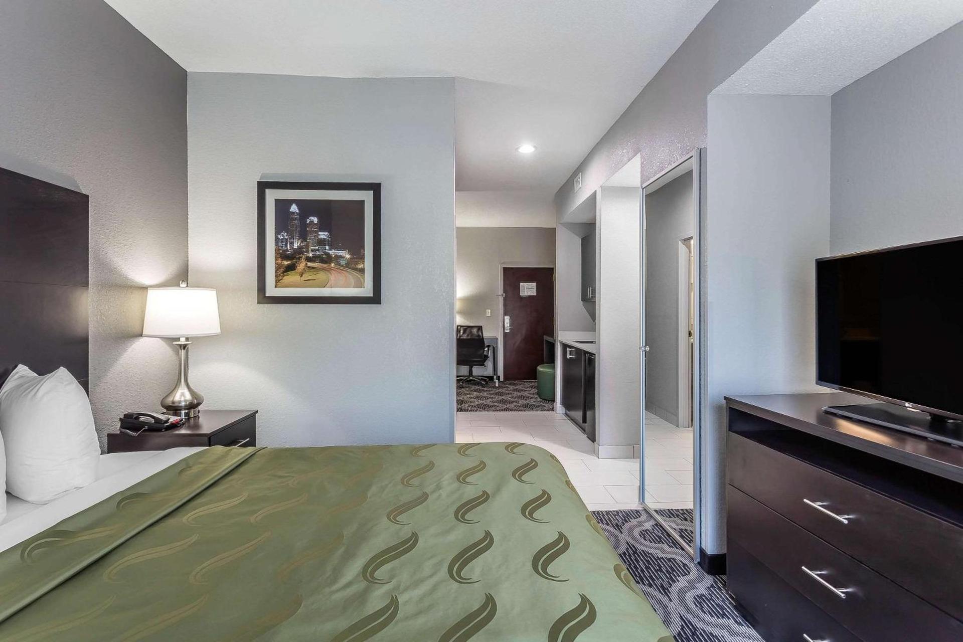 Quality Suites Pineville - Charlotte photo 29