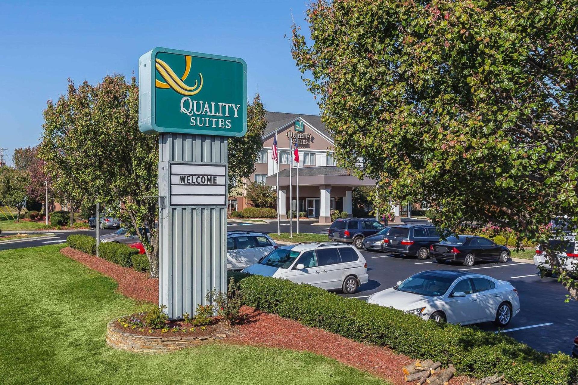 Quality Suites Pineville - Charlotte photo 3