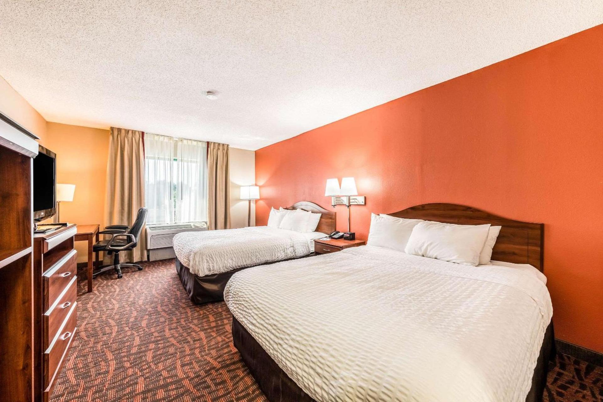 Lake Norman Inn and Suites photo 24