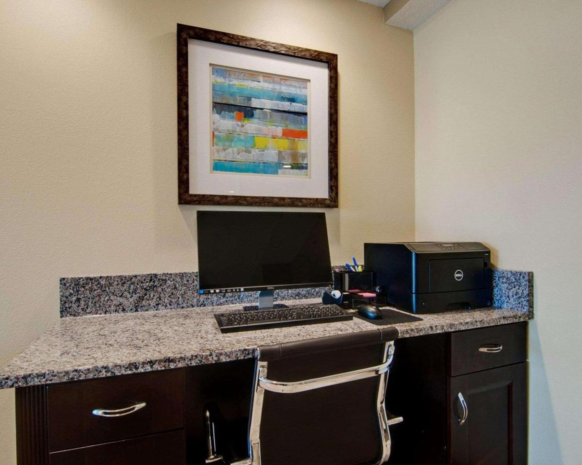 Comfort Inn Mount Airy photo 19