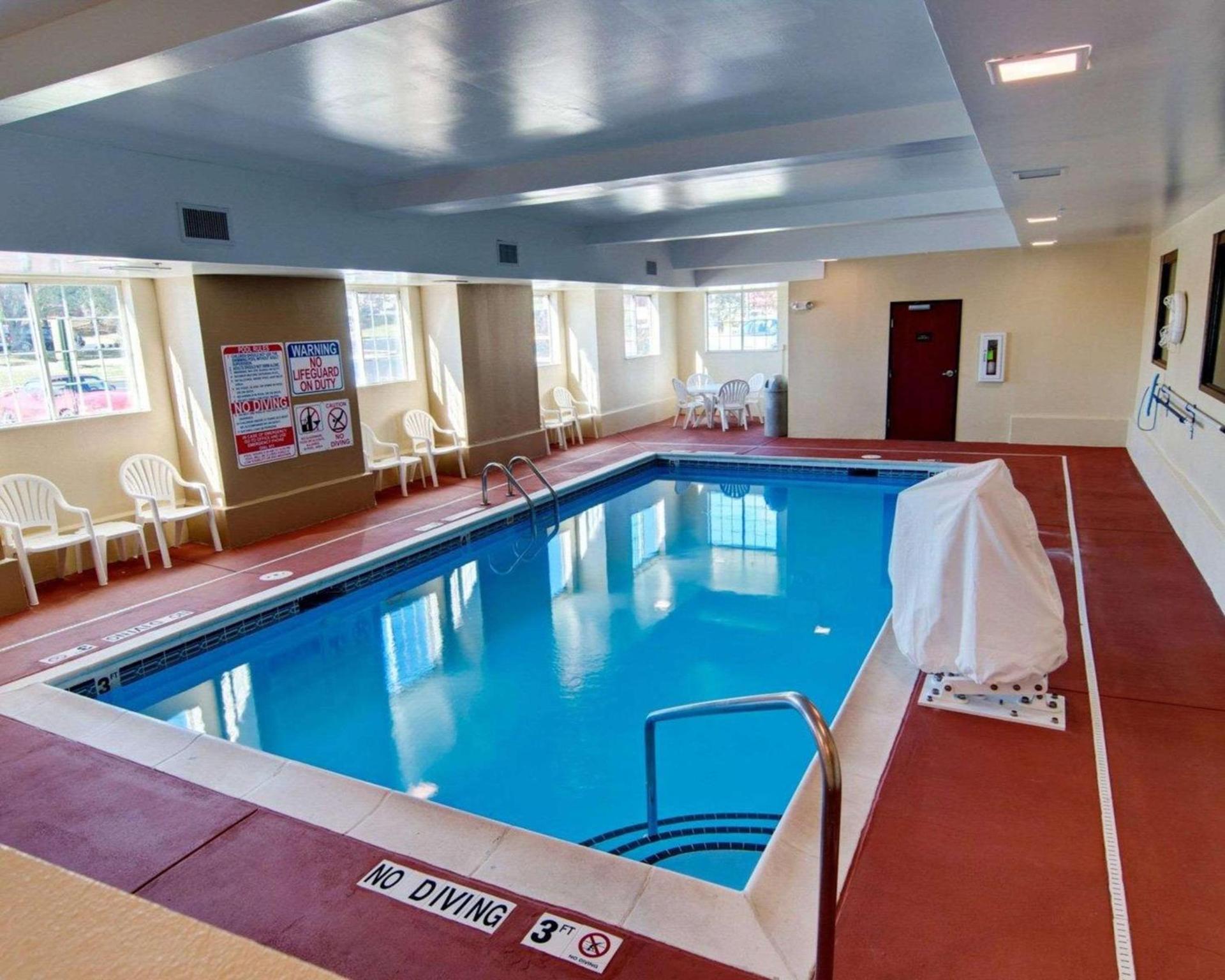Comfort Inn Mount Airy photo 16