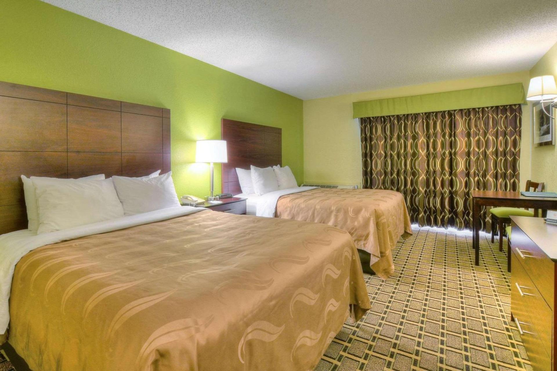 Quality Inn Cherokee Riverside photo 9