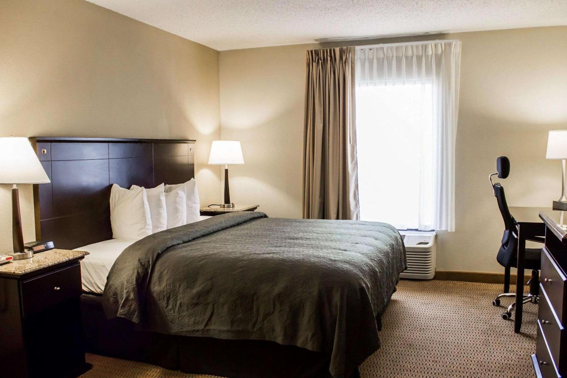 Quality Inn & Suites Wilson I-95 photo 2