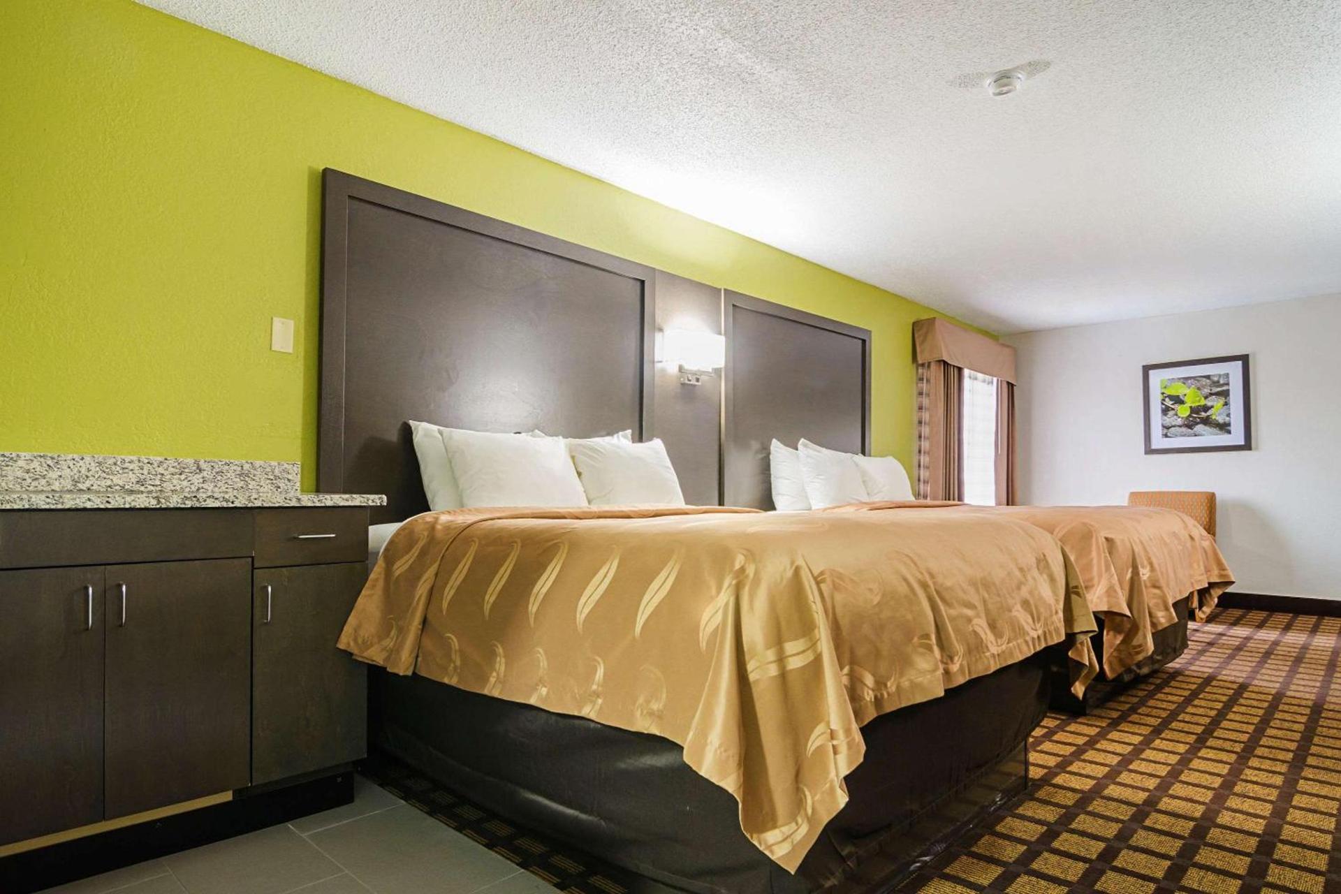 Quality Inn Raeford photo 19
