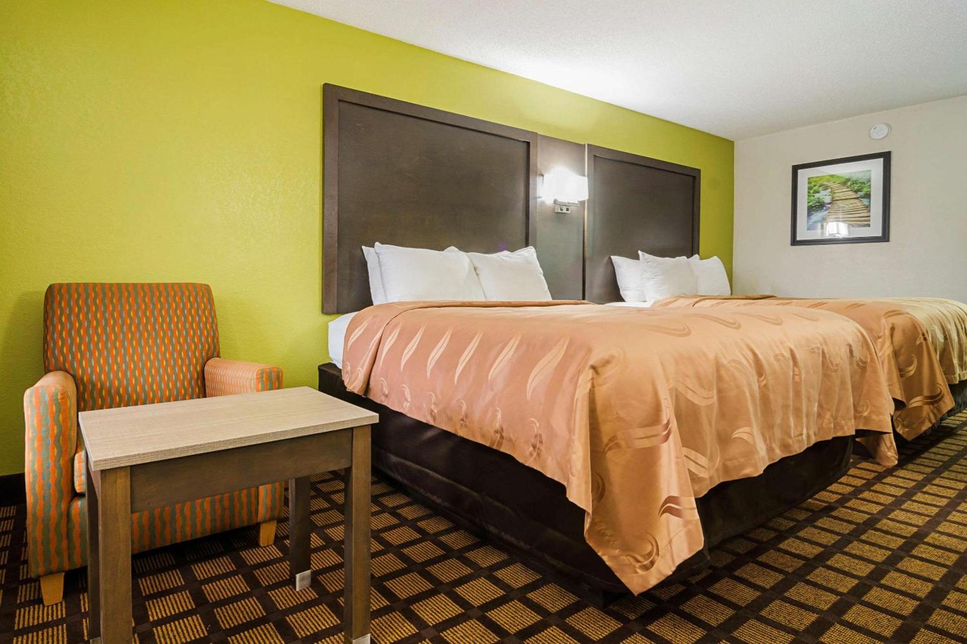 Quality Inn Raeford photo 17