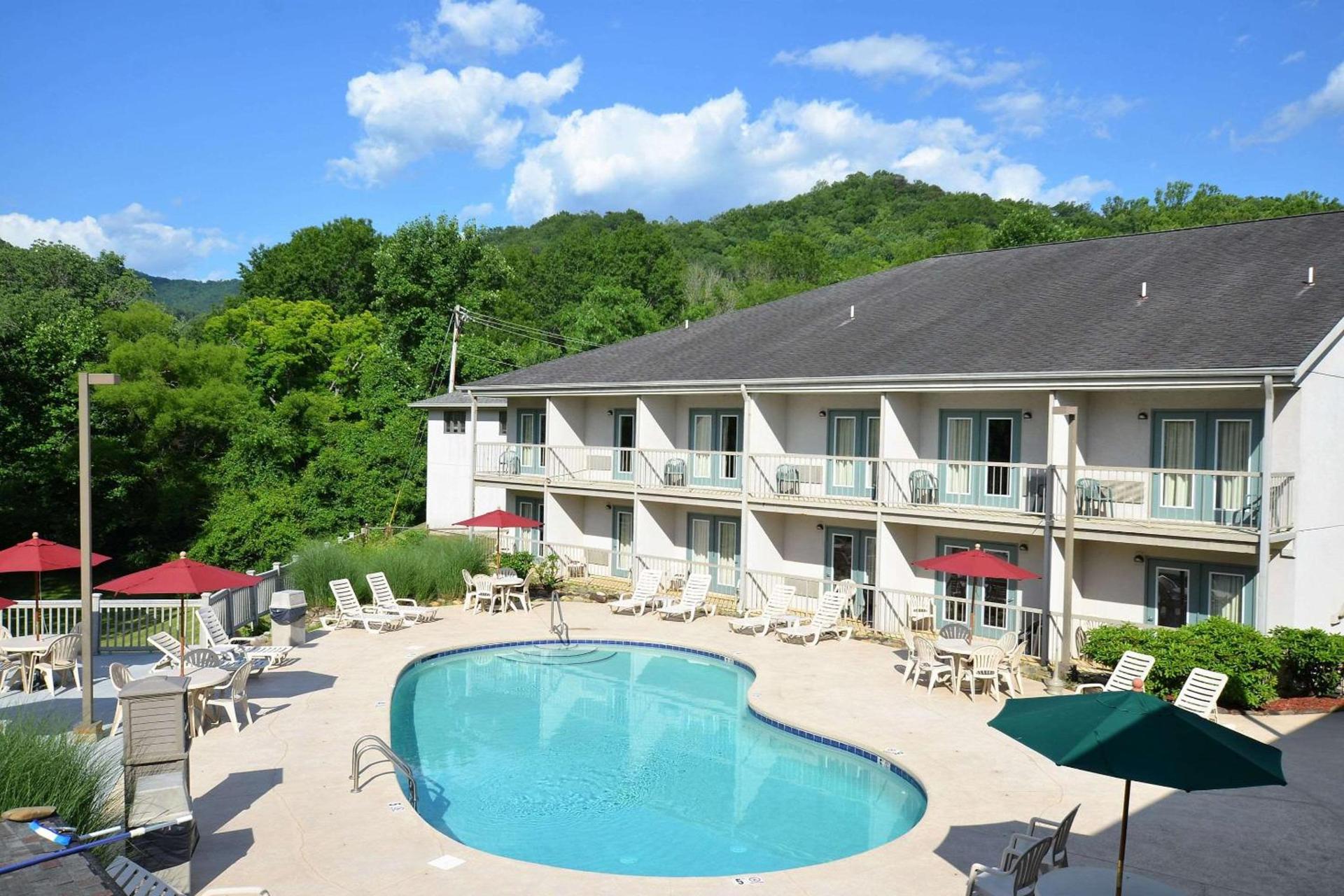 Quality Inn Cherokee Riverside photo 16