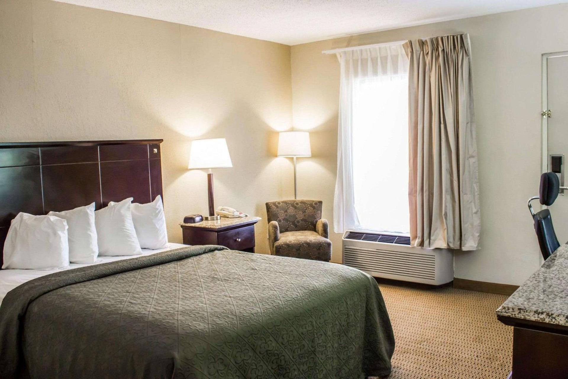 Quality Inn & Suites Wilson I-95 photo 9