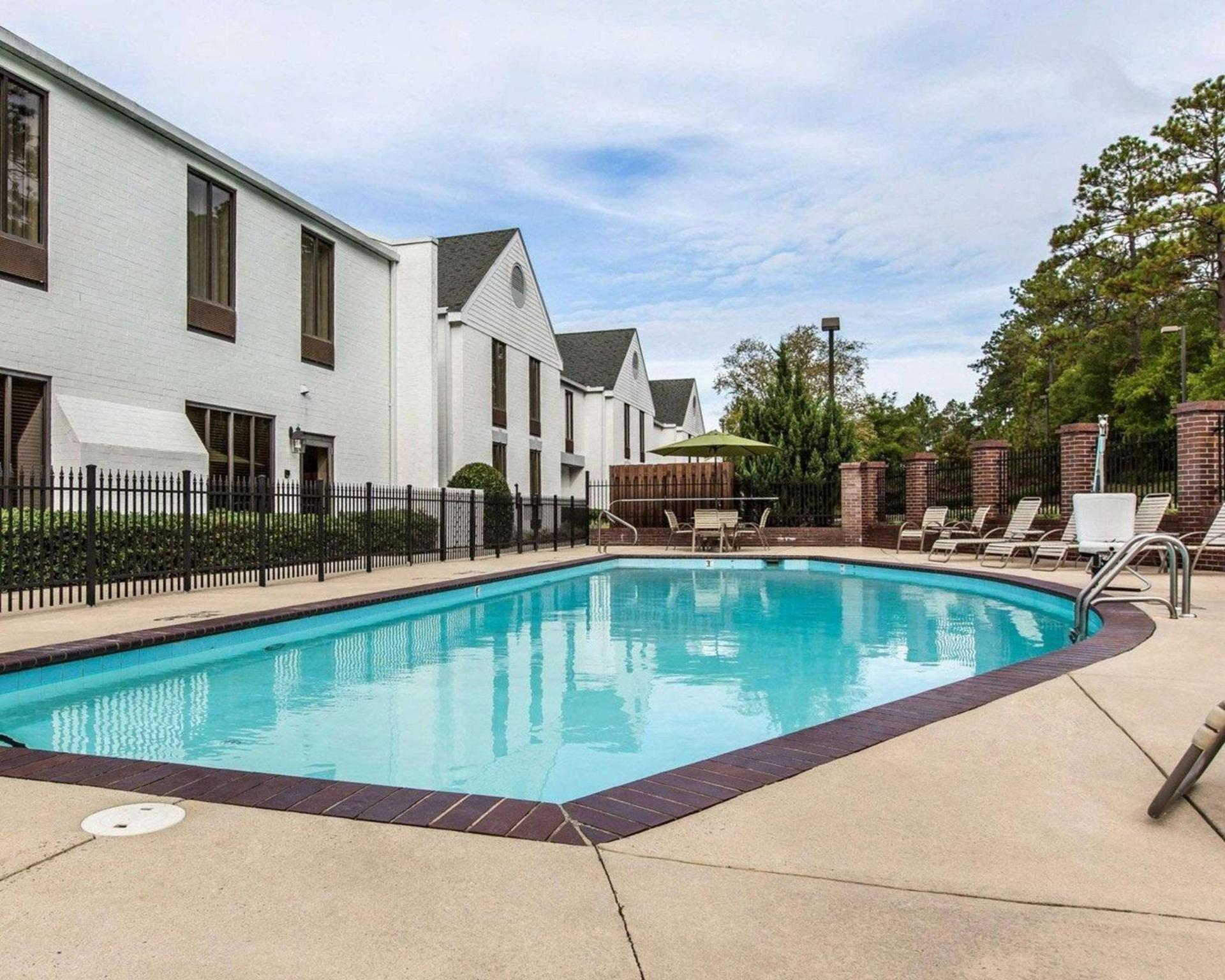 Comfort Inn Pinehurst - Southern Pines photo 56
