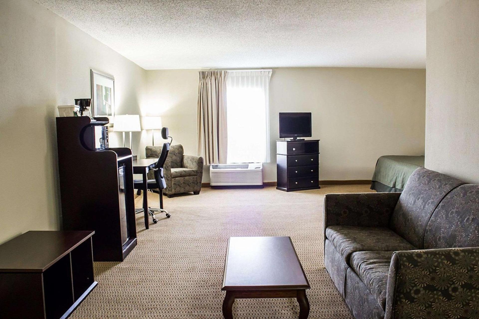 Quality Inn & Suites Wilson I-95 photo 13