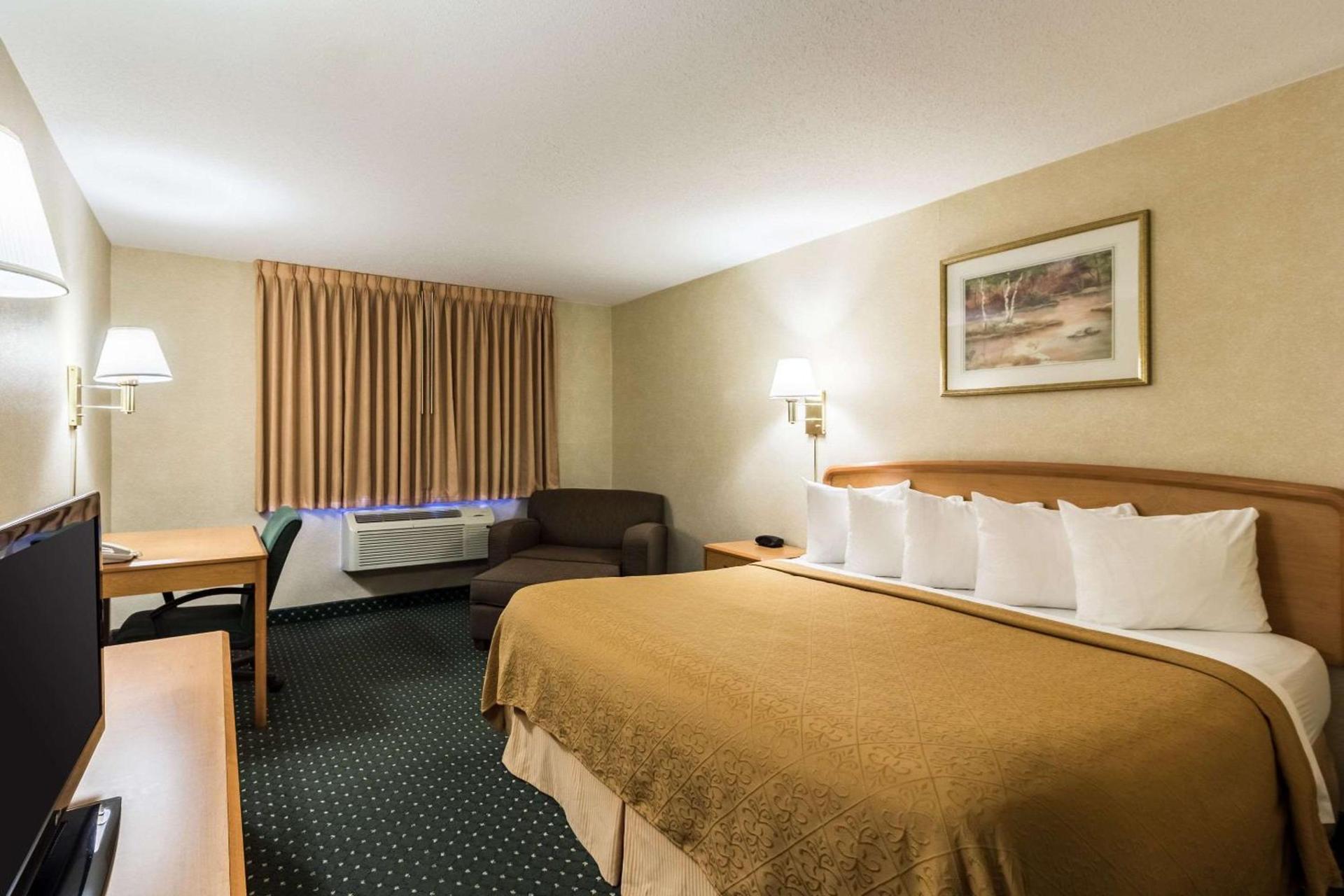 Quality Inn Columbia Mall photo 8