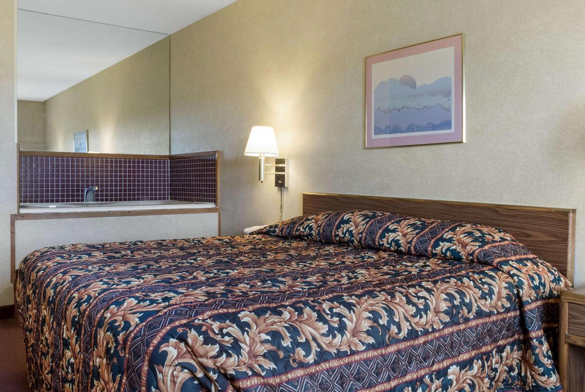 Rodeway Inn Wahpeton photo 24