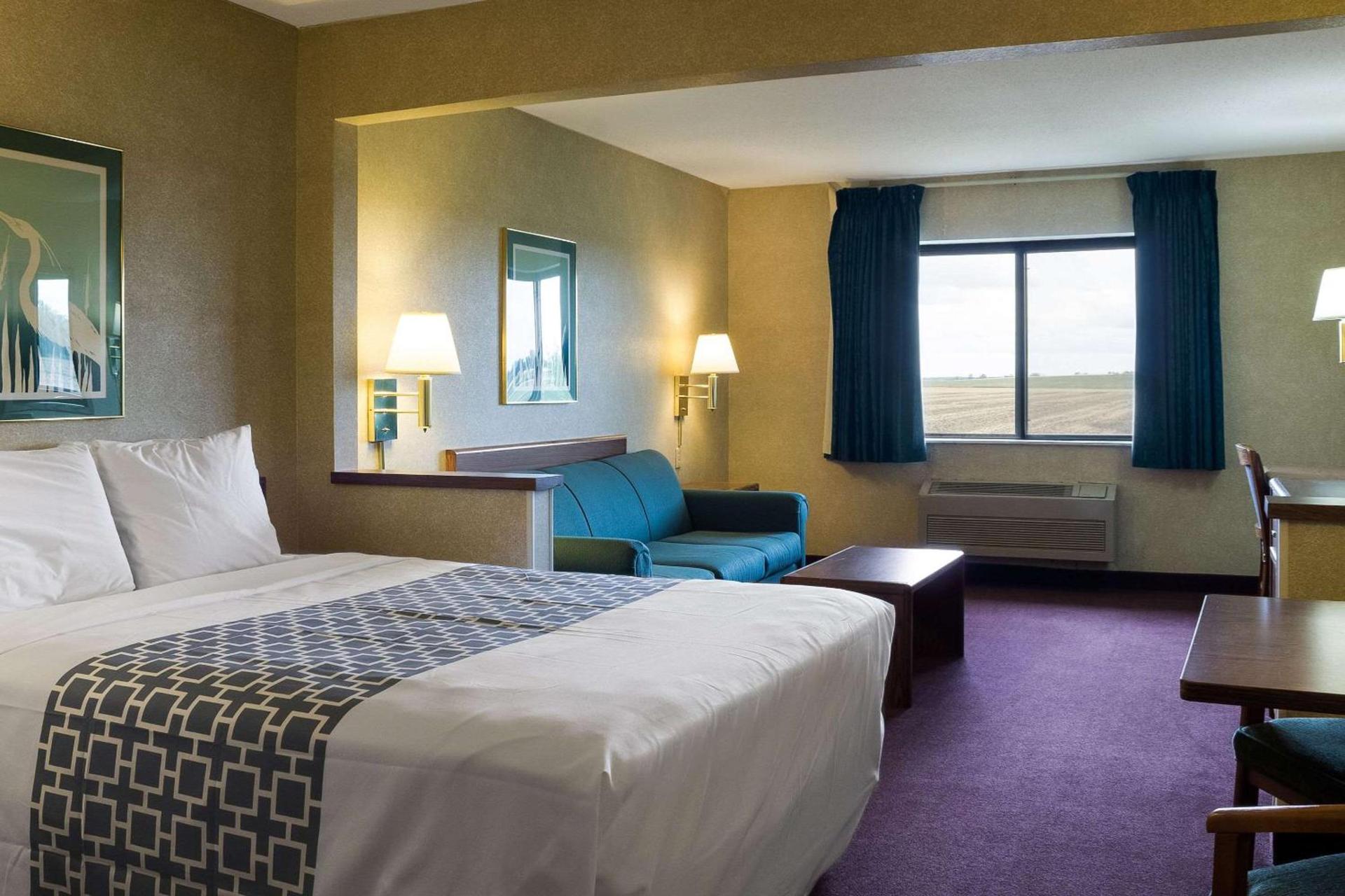 Rodeway Inn Wahpeton photo 30