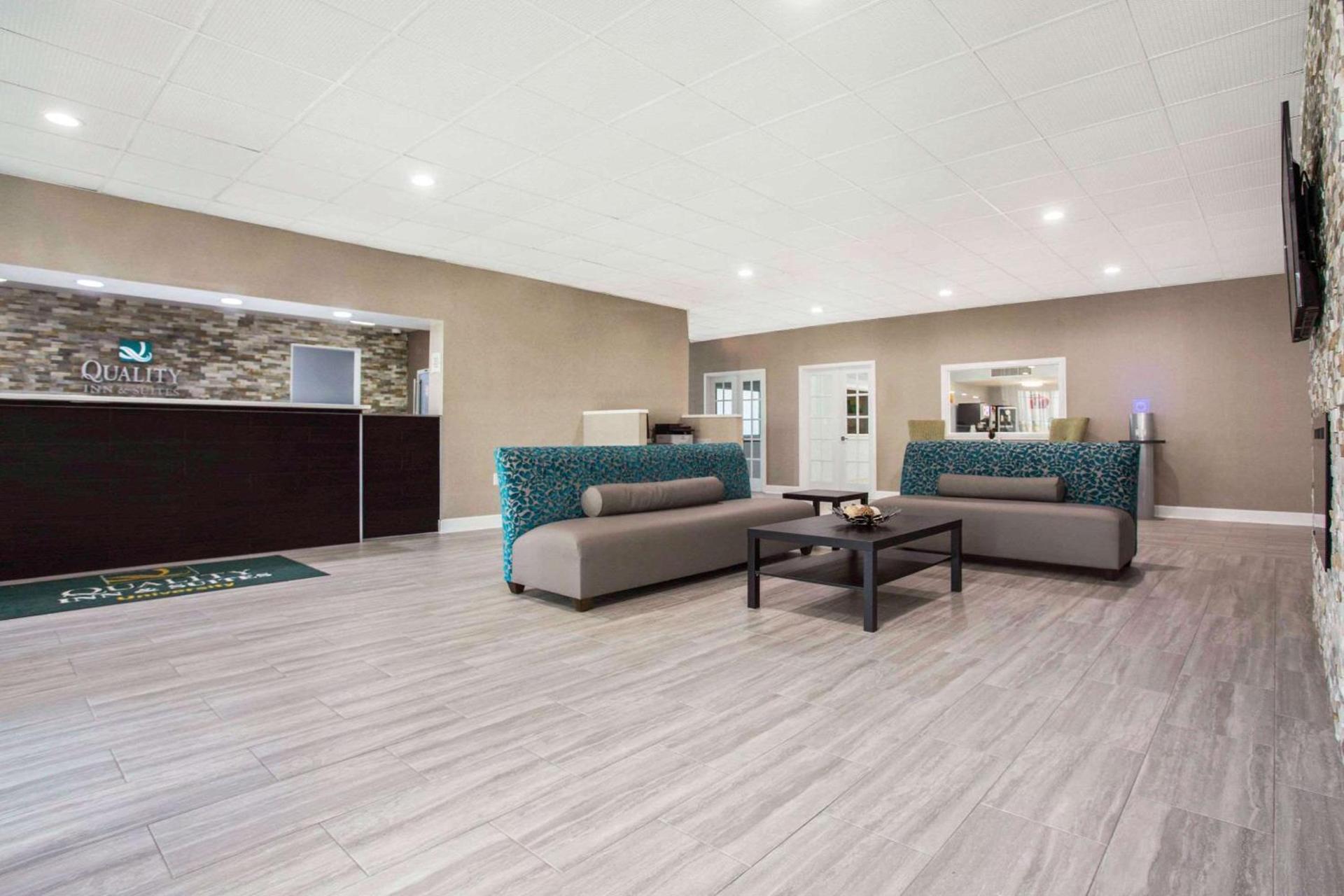 Quality Inn & Suites University Area photo 4