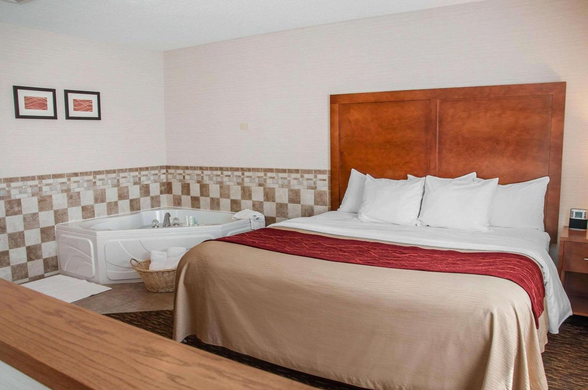 Comfort Inn Dickinson photo 18