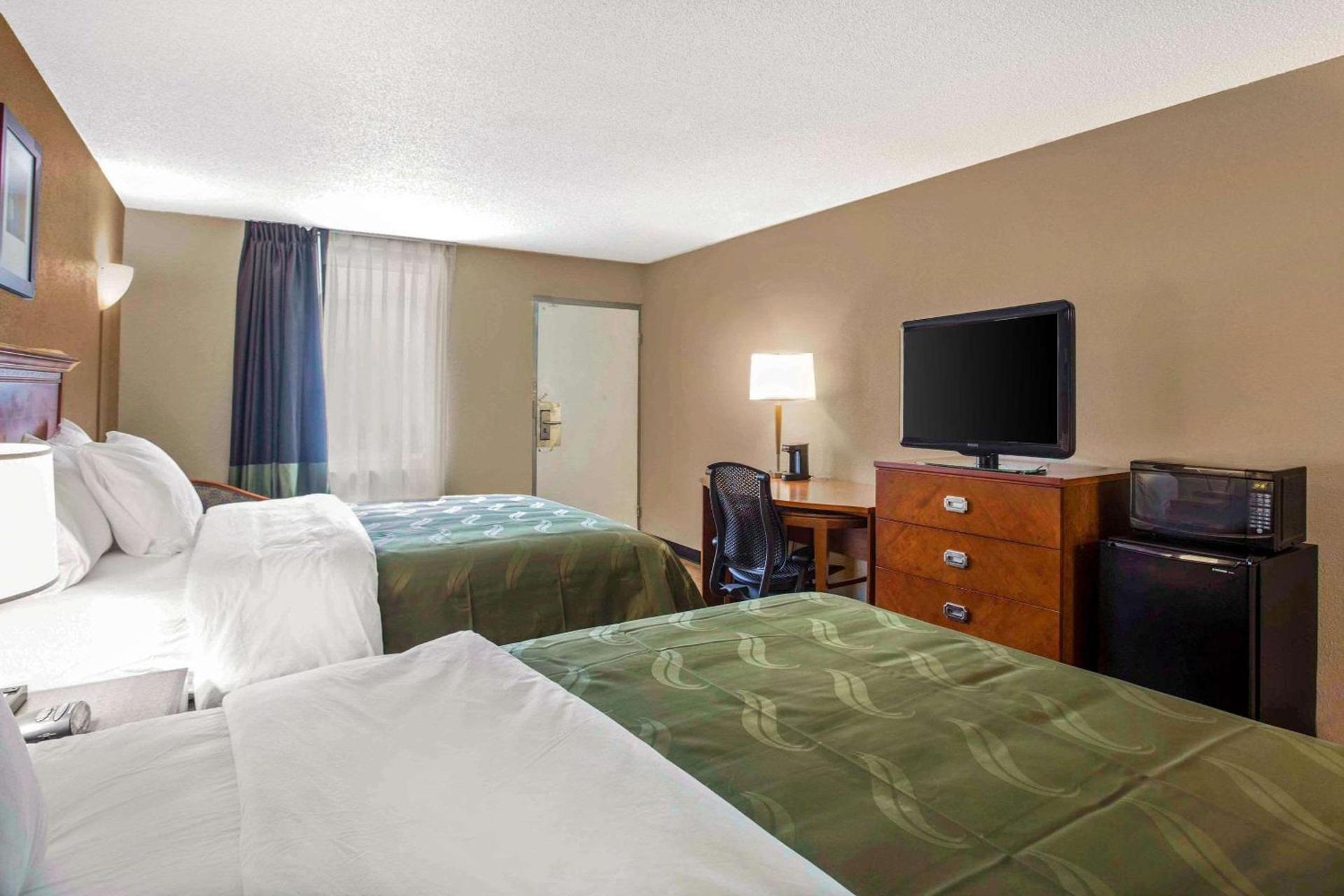 Quality Inn & Suites University Area photo 8