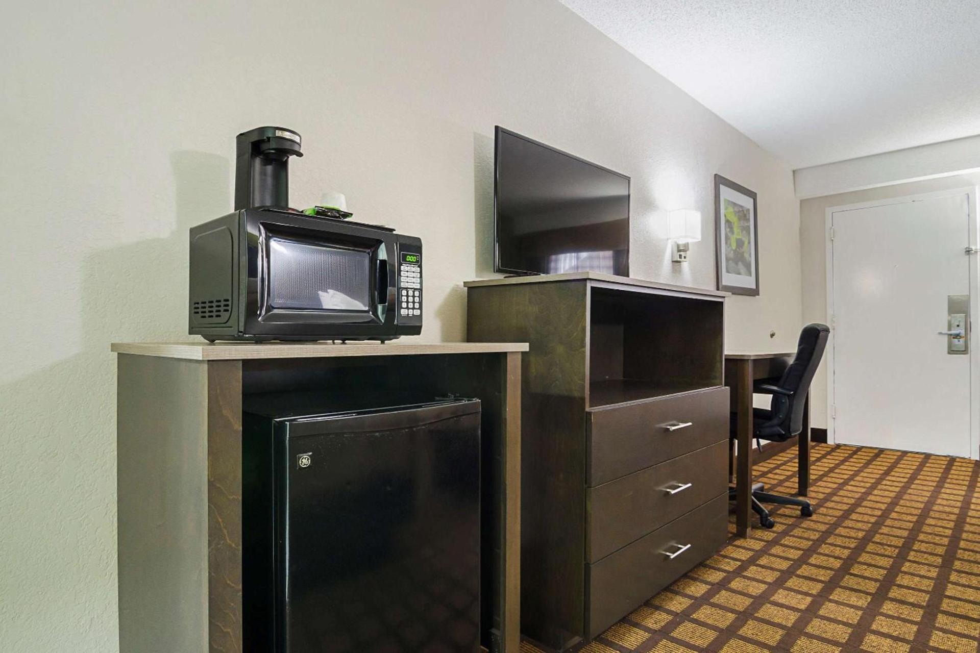 Quality Inn Raeford photo 7