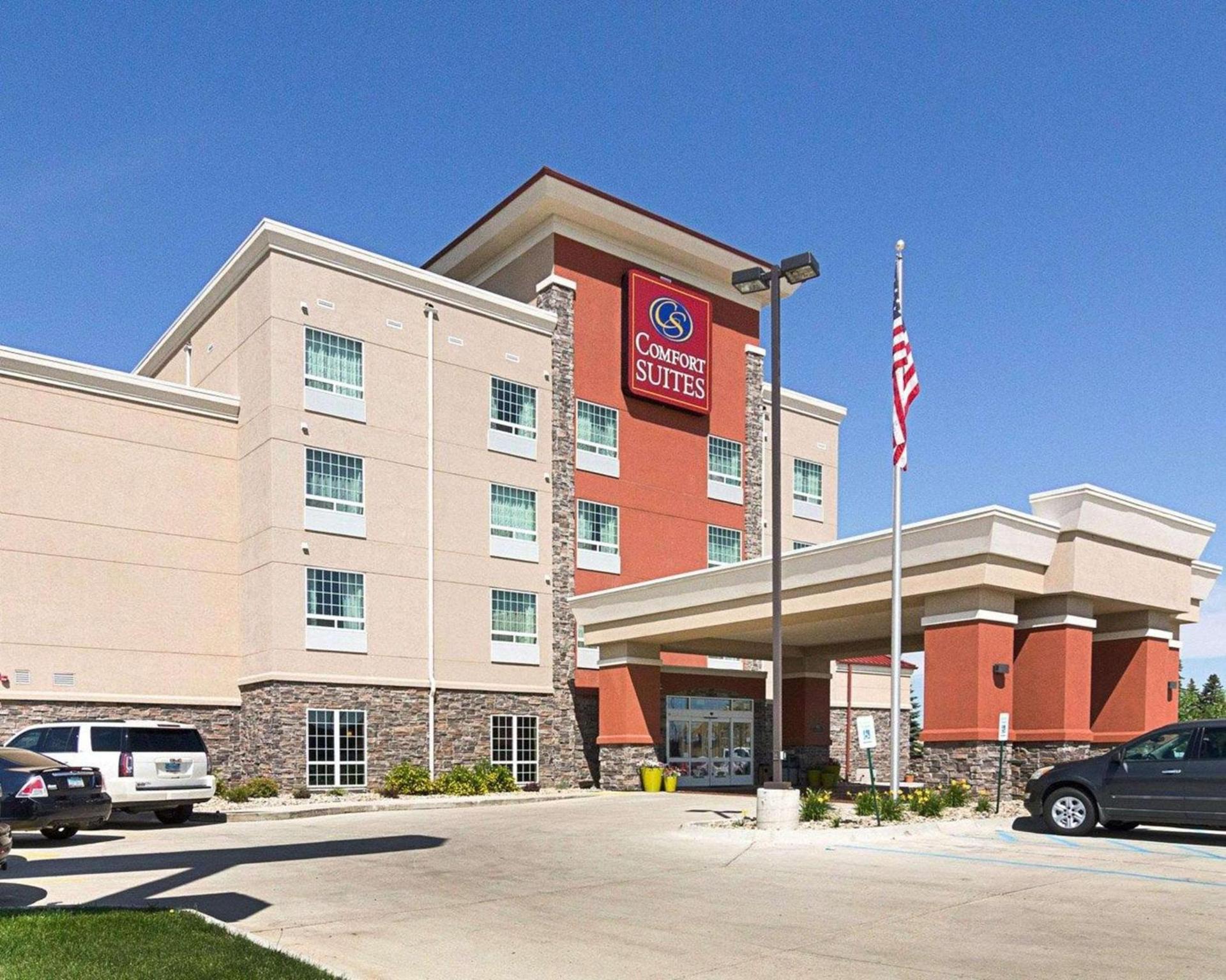 Comfort Suites Minot South photo 5
