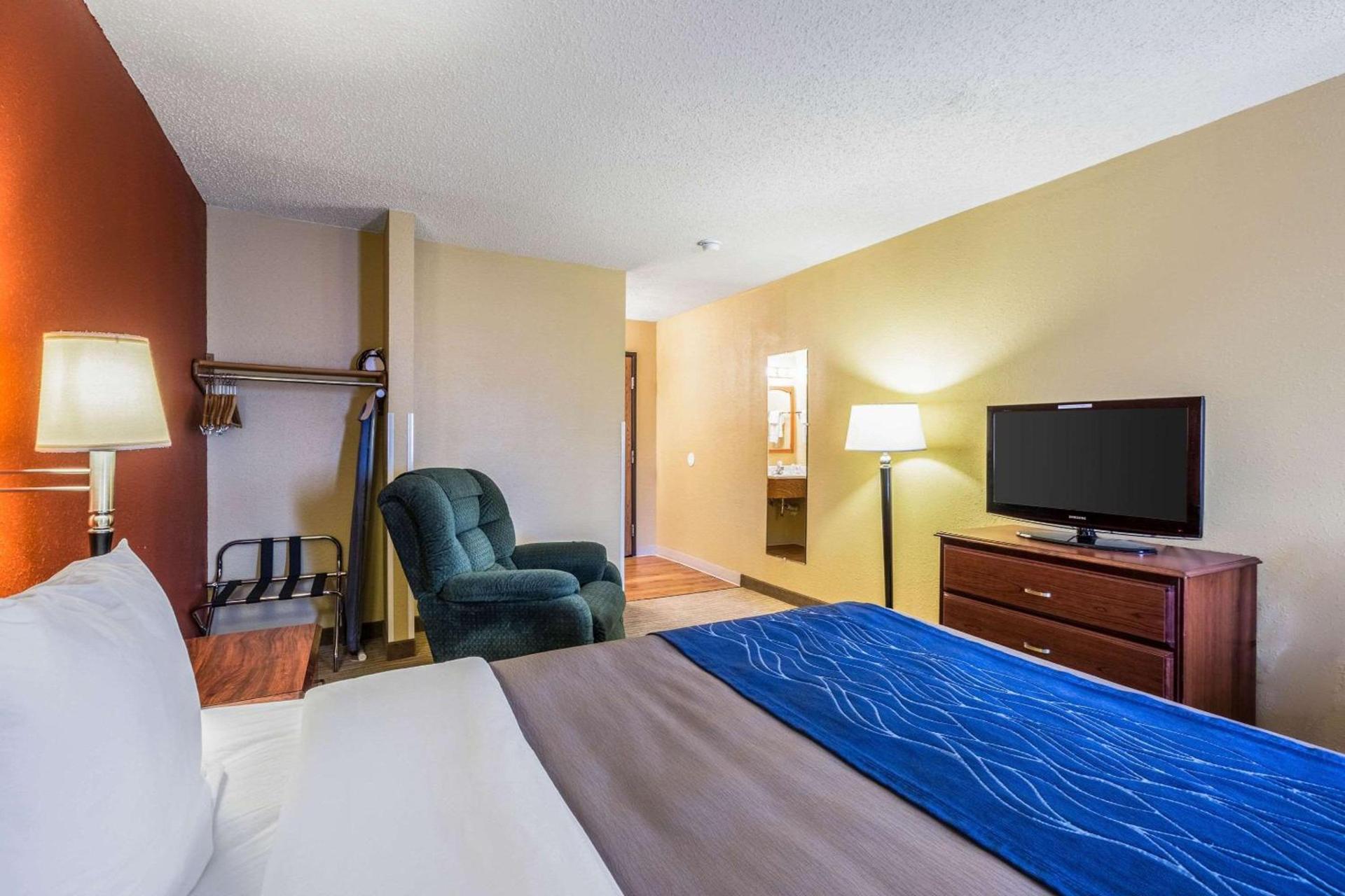 Quality Inn Scottsbluff photo 2