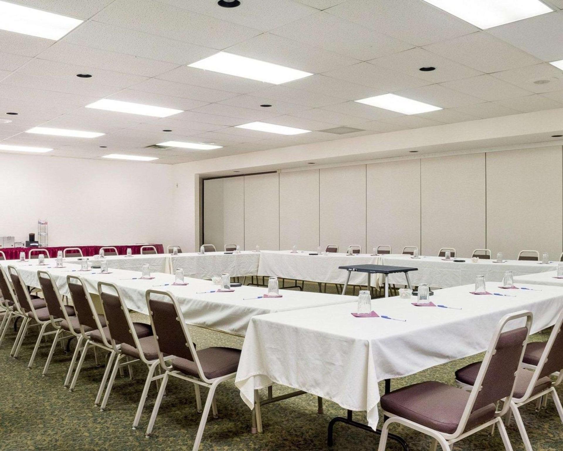 Quality Inn Bismarck I-94 photo 30