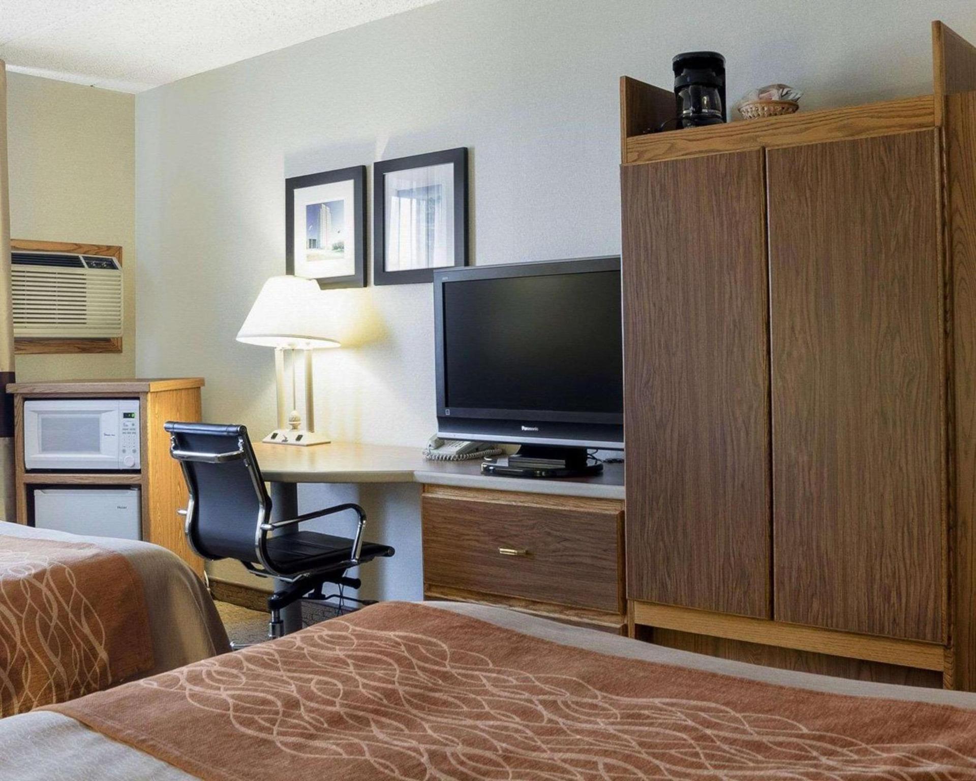 Quality Inn Bismarck I-94 photo 16