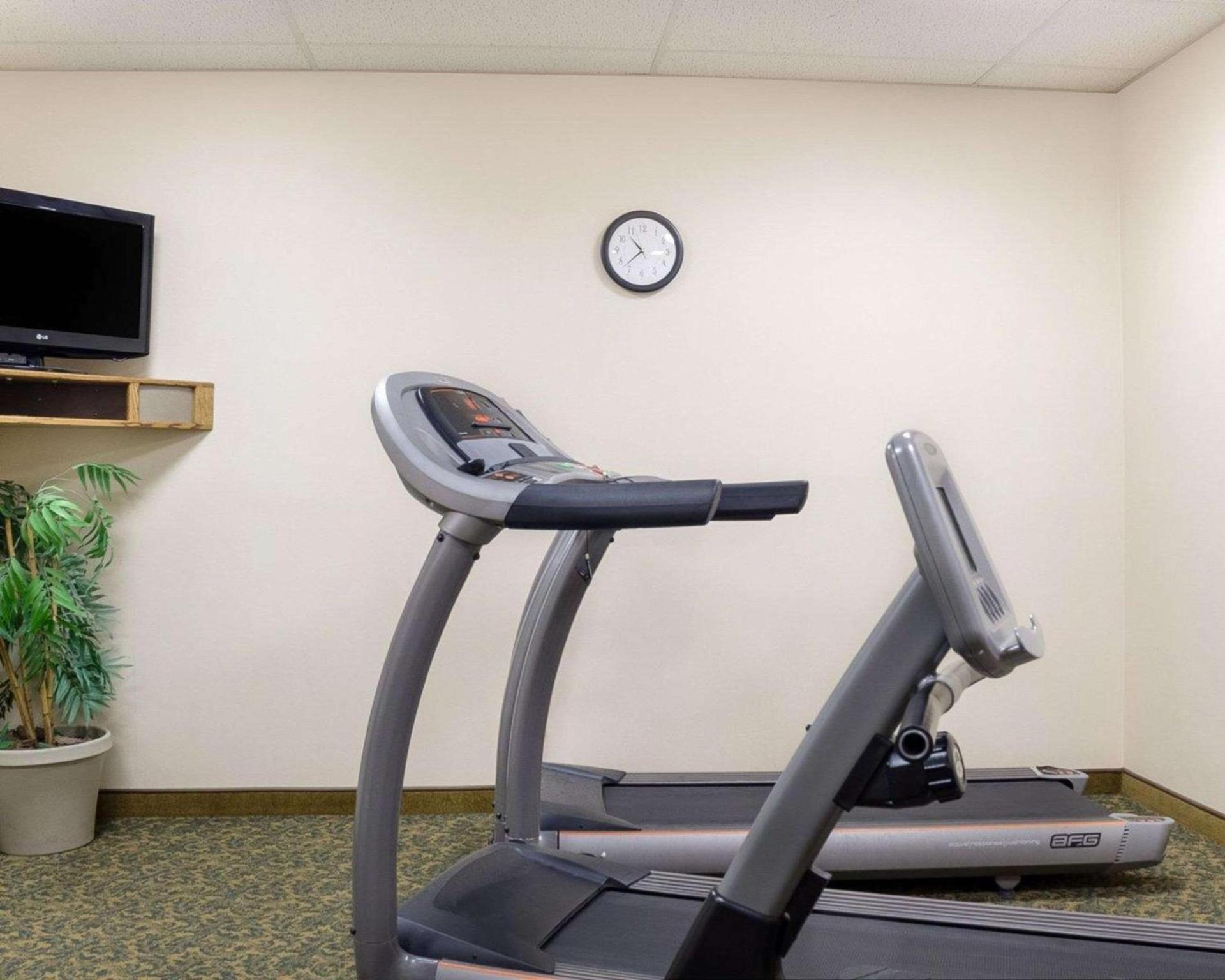 Quality Inn Bismarck I-94 photo 28