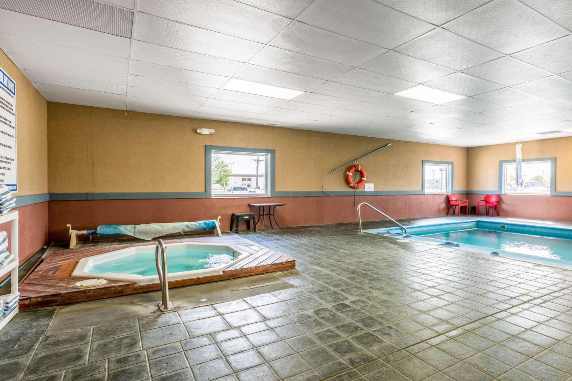 Quality Inn Scottsbluff photo 10