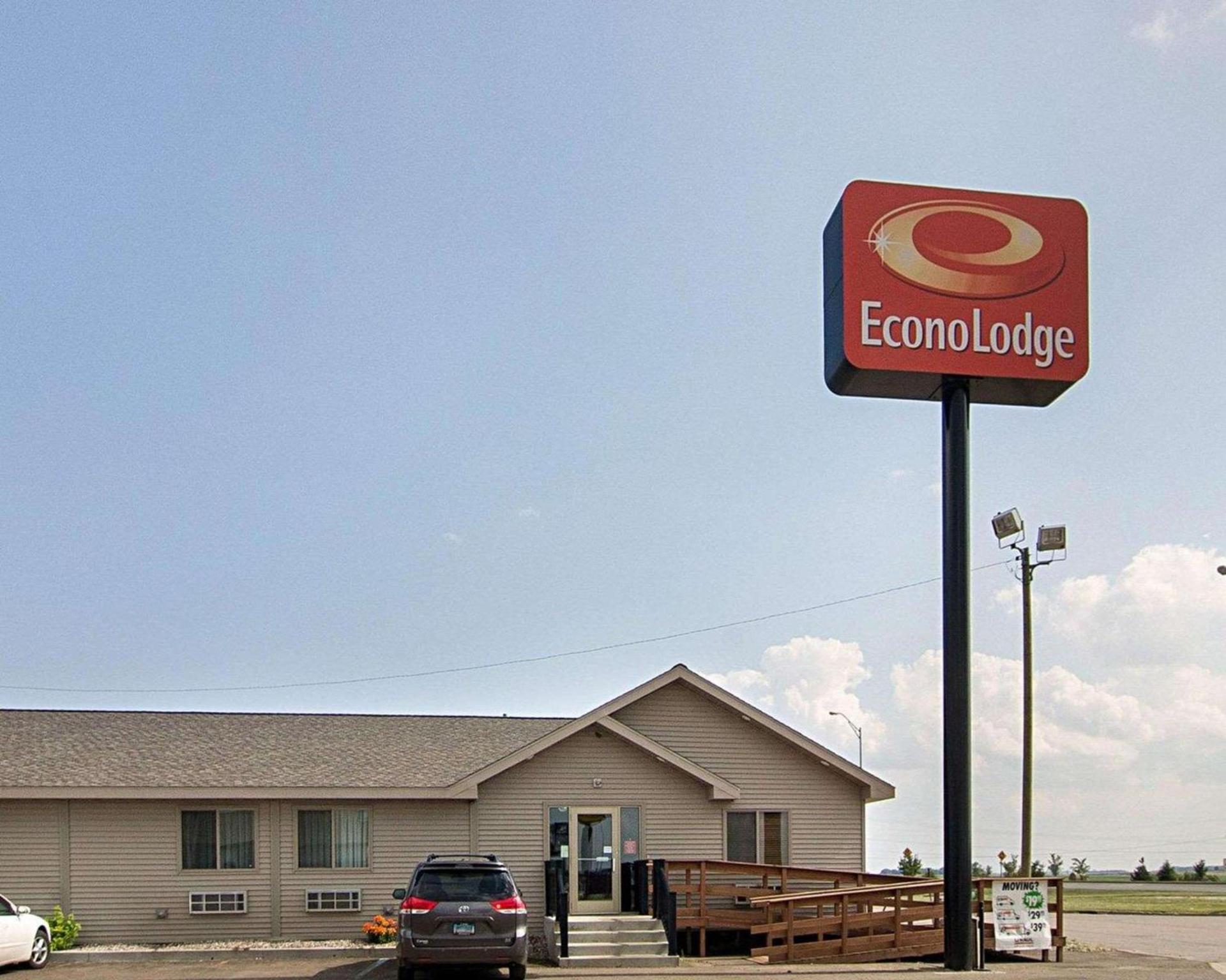 Econo Lodge Jamestown South photo 3
