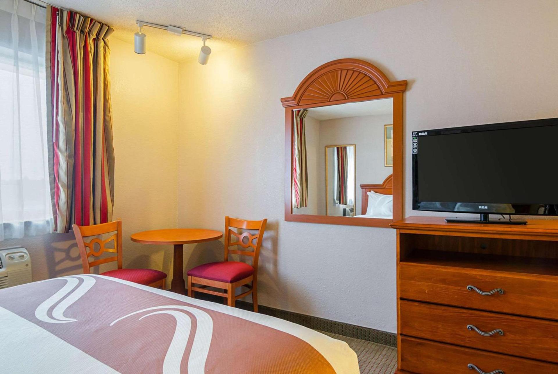 Quality Inn Sidney I-80 photo 18