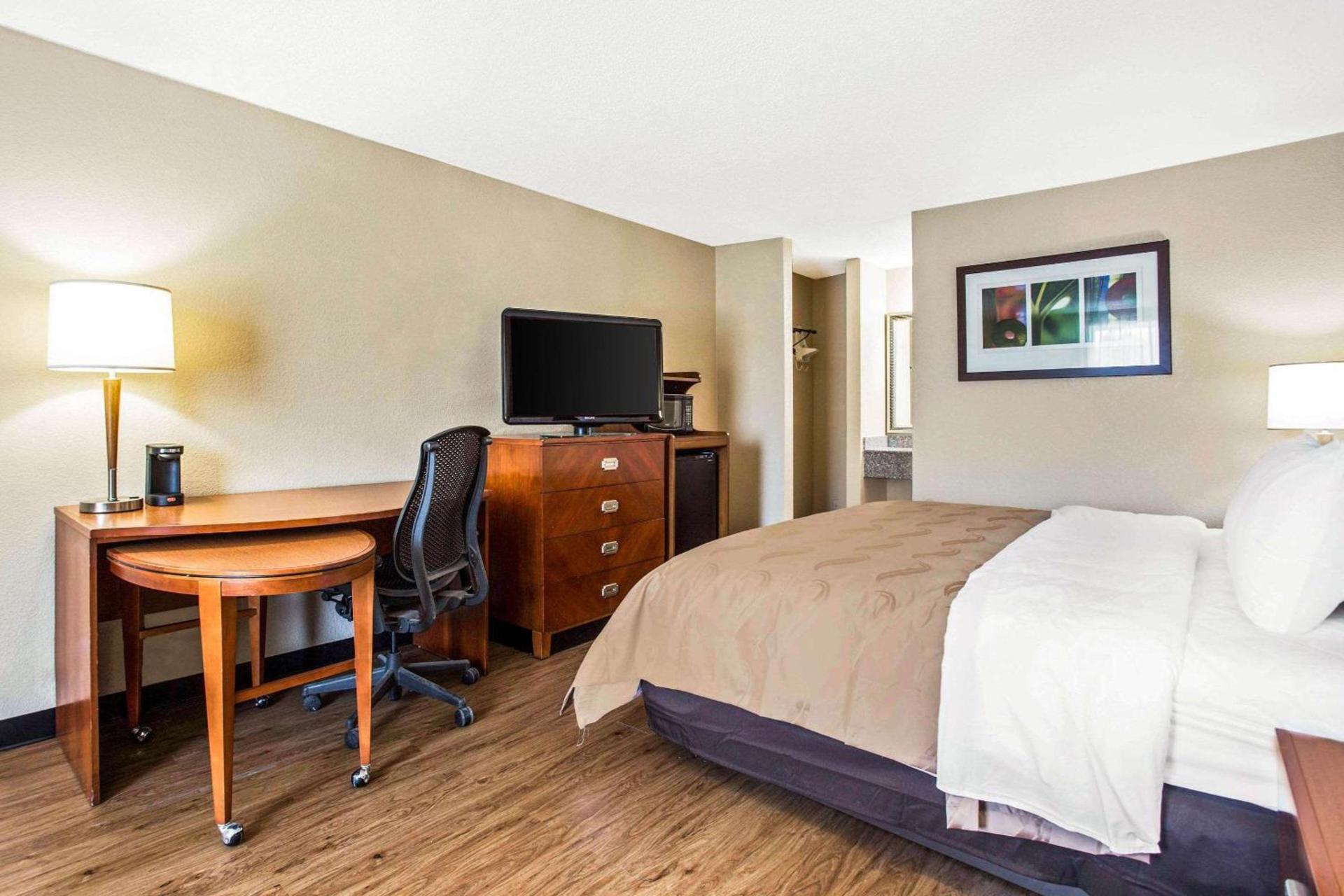 Quality Inn & Suites University Area photo 18